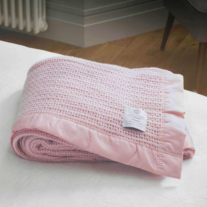 John Atkinson Atkincel Cellular Wool Blanket Powder Pink