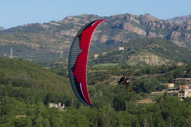 Ozone Viper 4 available from official ozone dealers only - FlySpain