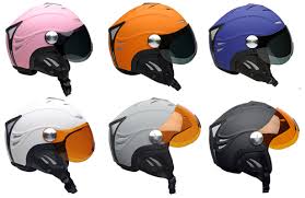 Choosing the right paragliding helmet