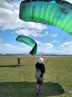 Ground handling for the paragliding students