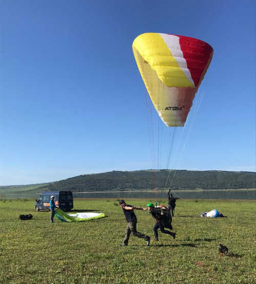 Ground handling for the paragliding students