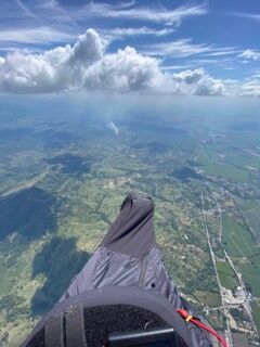 Bomstatsic paraglidng flights in Colombia