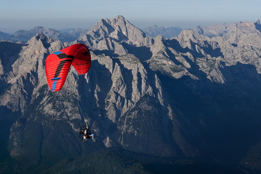 The new ozone Roadster 4 paramotor wing 