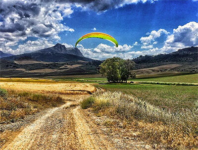 Xc flying in Algodonales - Landing after a top flight