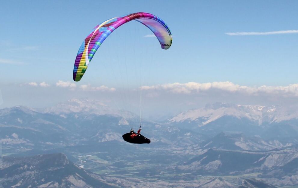 Spain, Paragliding holiday at their best