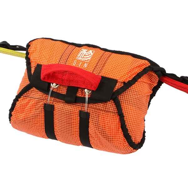 YETI_external_reserve_parachutecontainer