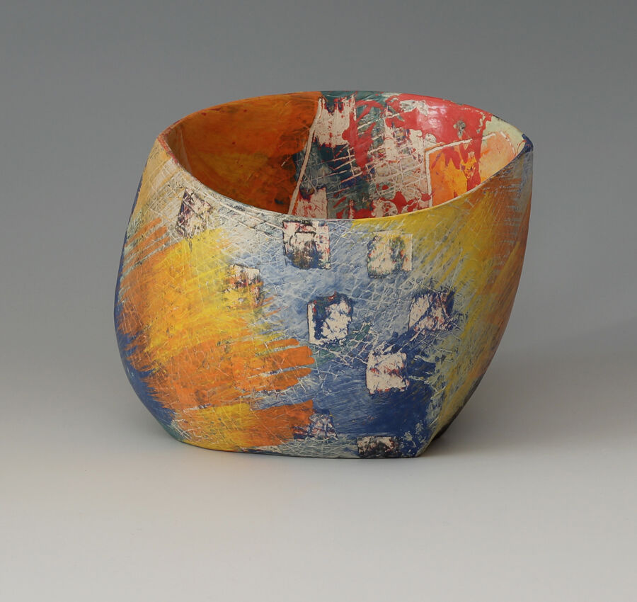 Carolyn-Genders-ceramic-vessel-miararts