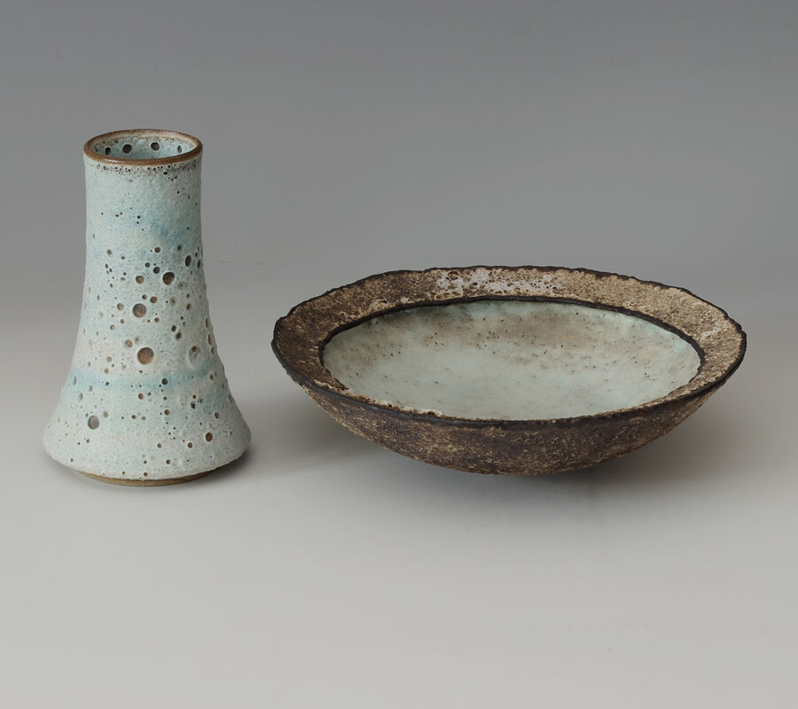Deirdre Burnett single rim Ceramic Bowl & Flask form