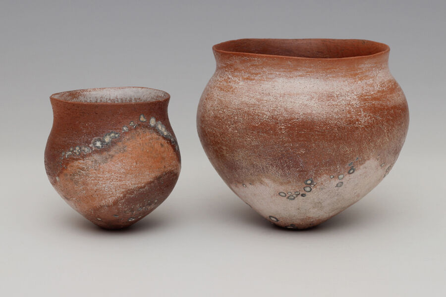 elspeth-owen-Two-ceramic-jars-miararts-blog