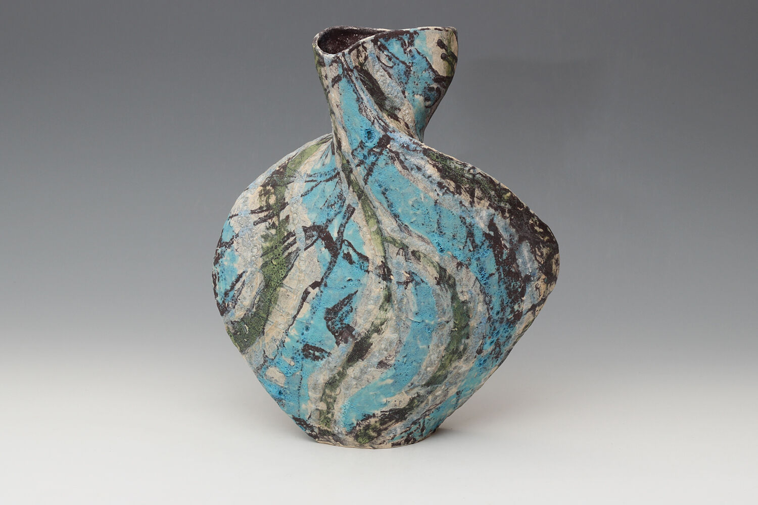 Julian King-Salter Ceramic Dancing Vessel 019