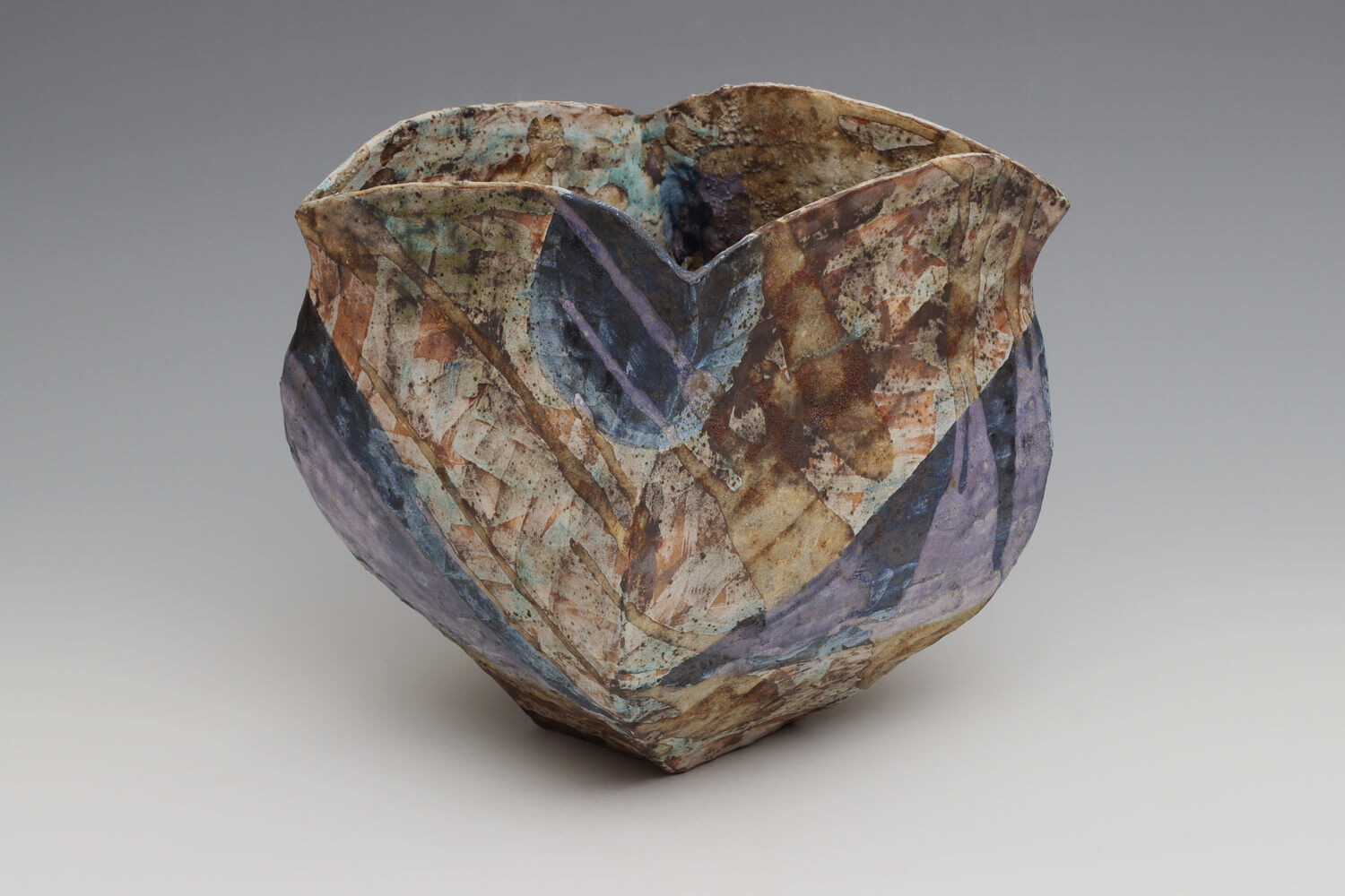 Julian King-Salter Ceramic Vessel 01 Julian King-Salter Ceramic Vessel 01