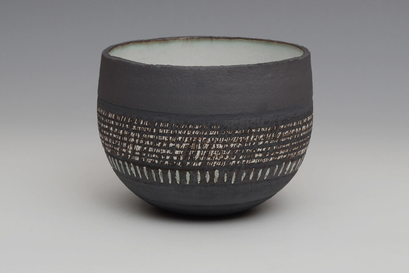 Rosalie Dodds Large Ceramic Textured Bowl 043