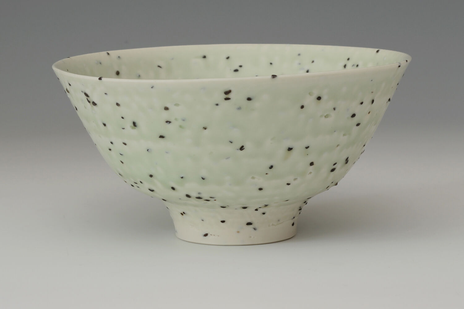 Peter Wills Ceramic Green River Grogged Porcelain Bowl 190 Peter Wills Ceramic Green River Grogged Porcelain Bowl 190