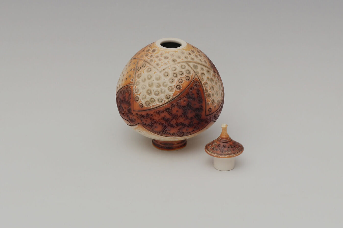 Geoffrey Swindell Ceramic Lidded Vessel 025