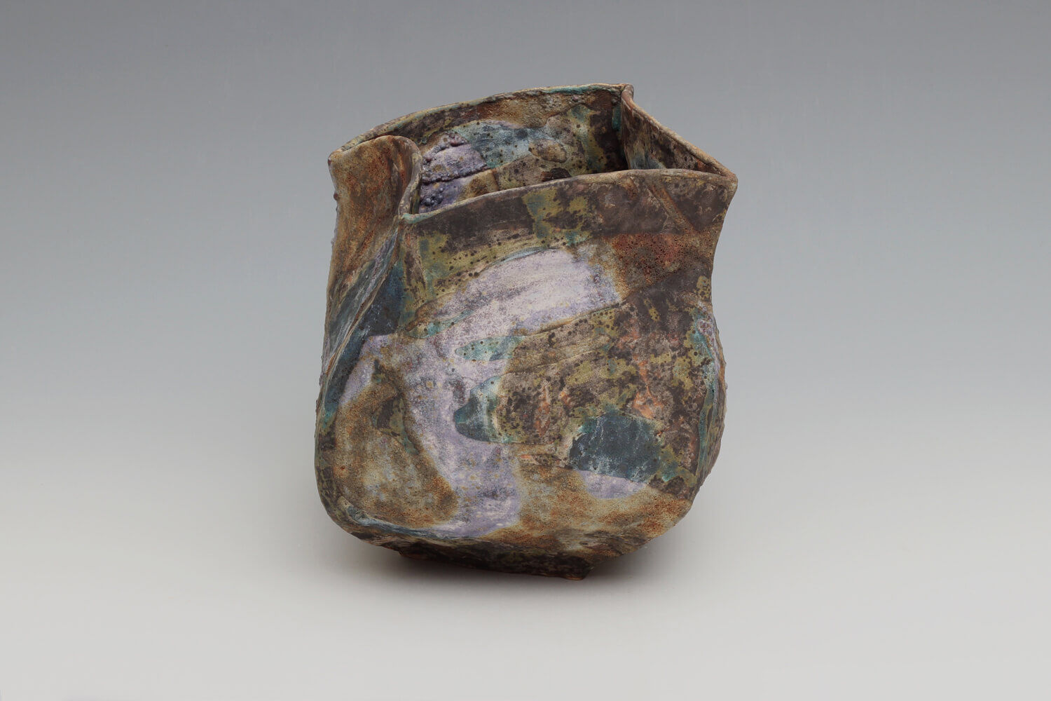 Julian King-Salter Ceramic Vessel 06 Julian King-Salter Ceramic Vessel 06