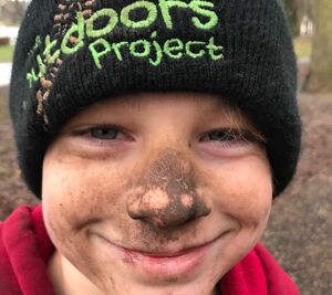 The Outdoors Project - xmas merch beanie boy mud fun