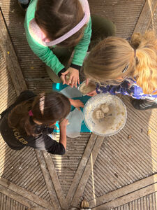 The Outdoors Project | Messy Play - Trick or Treat Day, Slime Making Ooblek 2