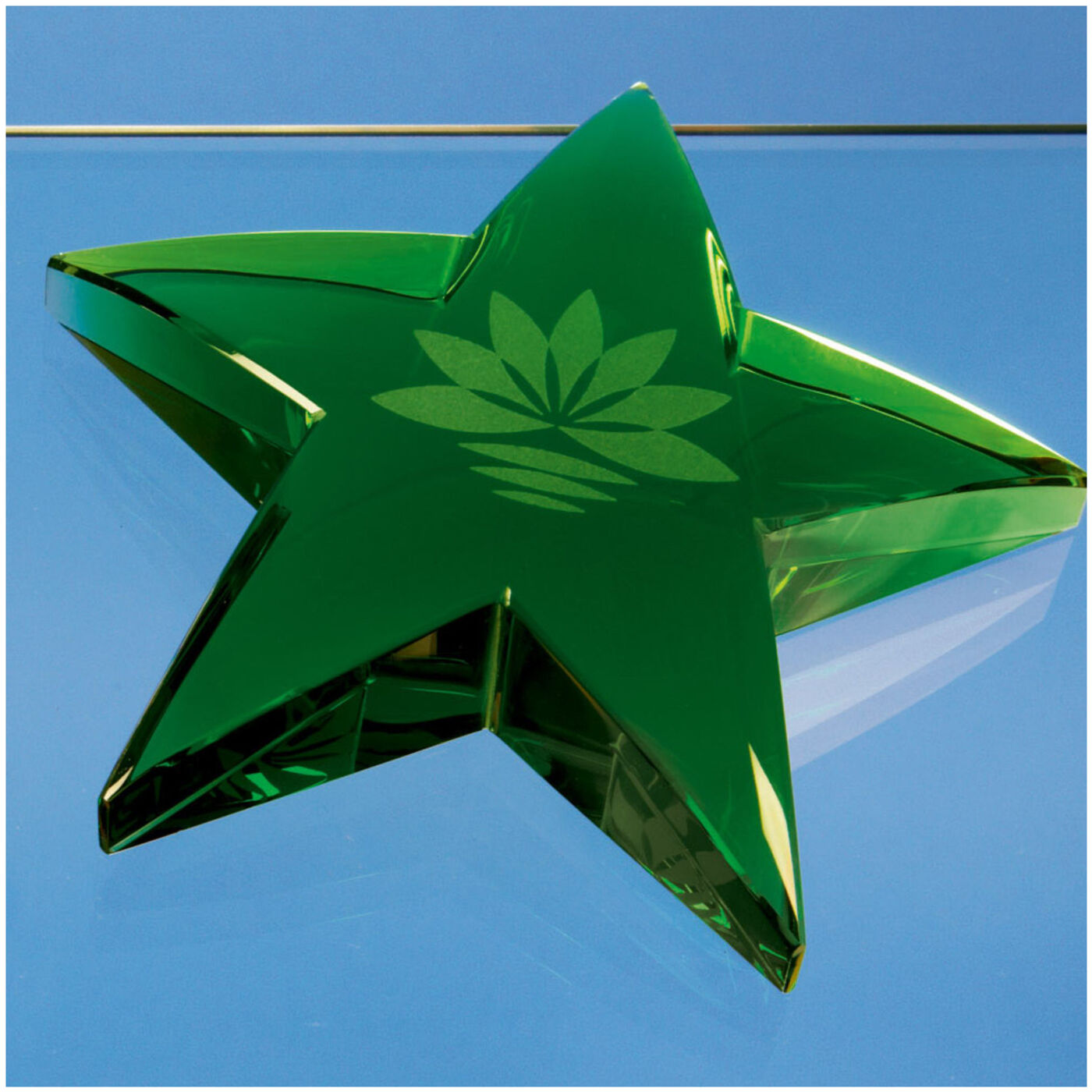 10cm Optical Crystal Green Star Paperweight