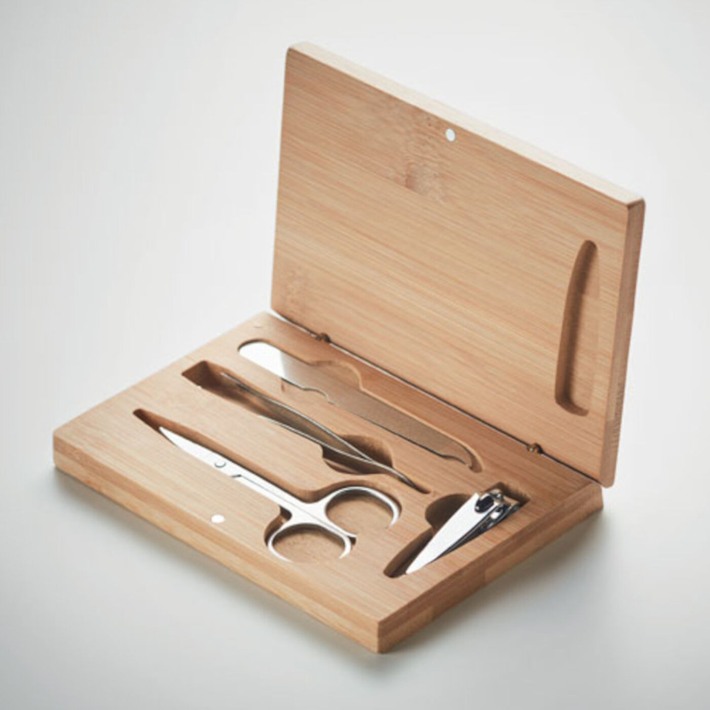 Manicure Set In Bamboo Case