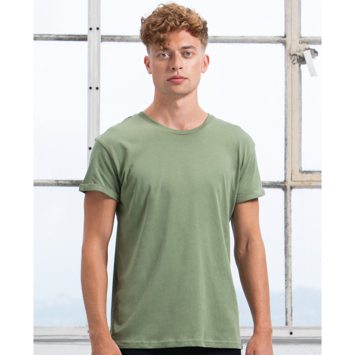 Mantis Roll Sleeve T Shirt - Soft Olive