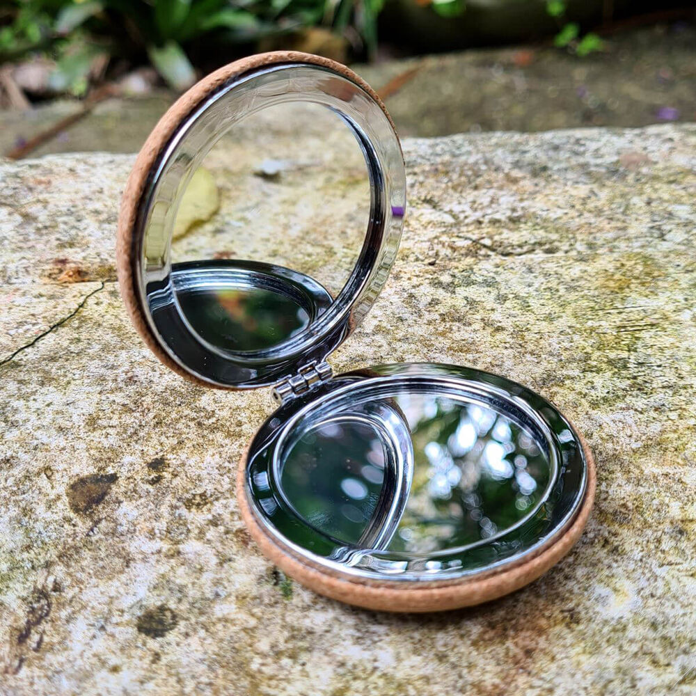 Cork Rounded Compact Mirror