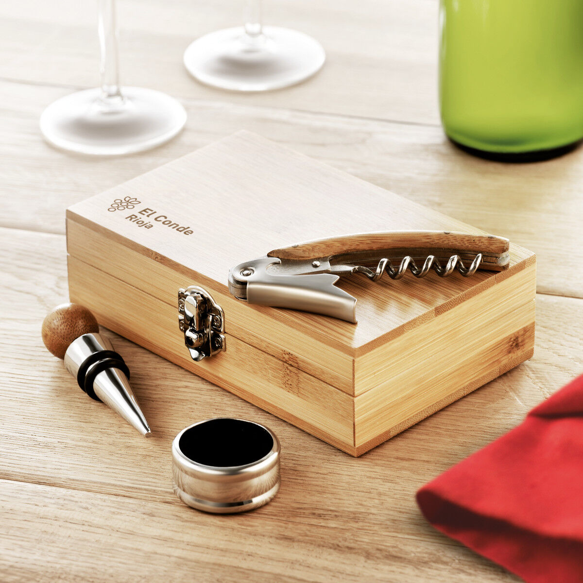 Wine set in bamboo box includes a corkscrew (sample branding)